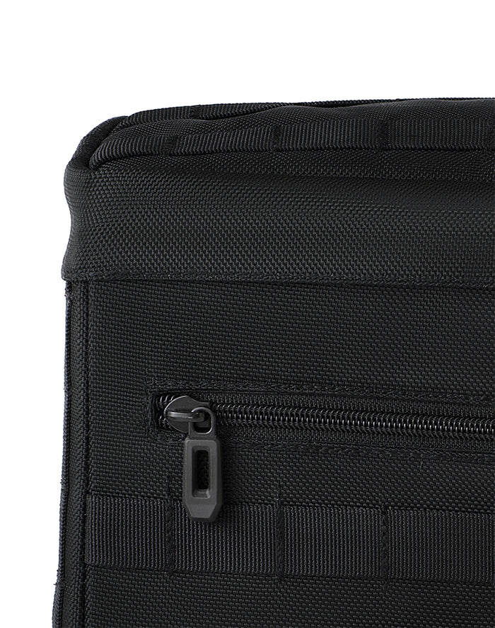 8L - Patriot Small Universal Motorcycle Throw Over Saddlebags Closeup View