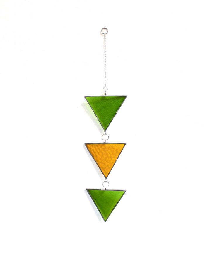 arrow chain suncatcher: green + yellow
