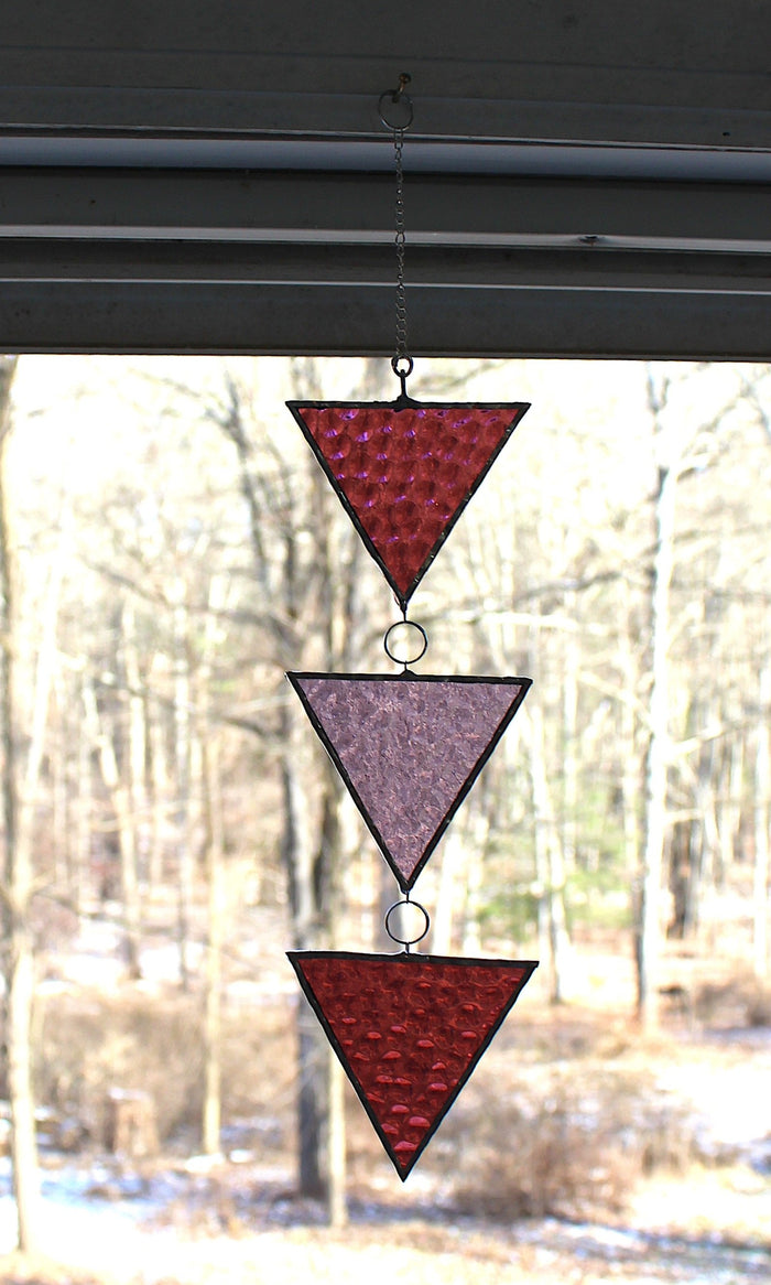 arrow chain suncatcher: pink