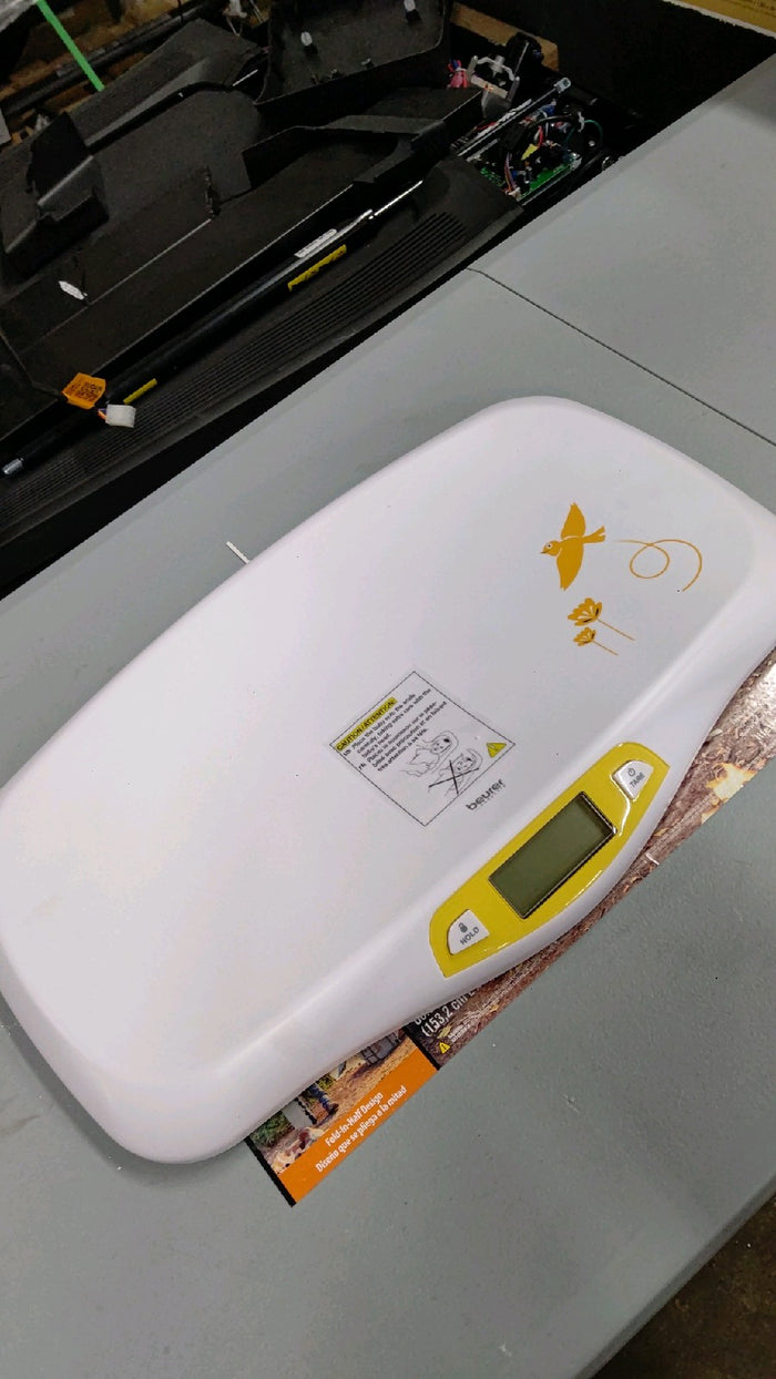 Beurer BY80 Baby Scale - White/Yellow - Brand New - Open Box