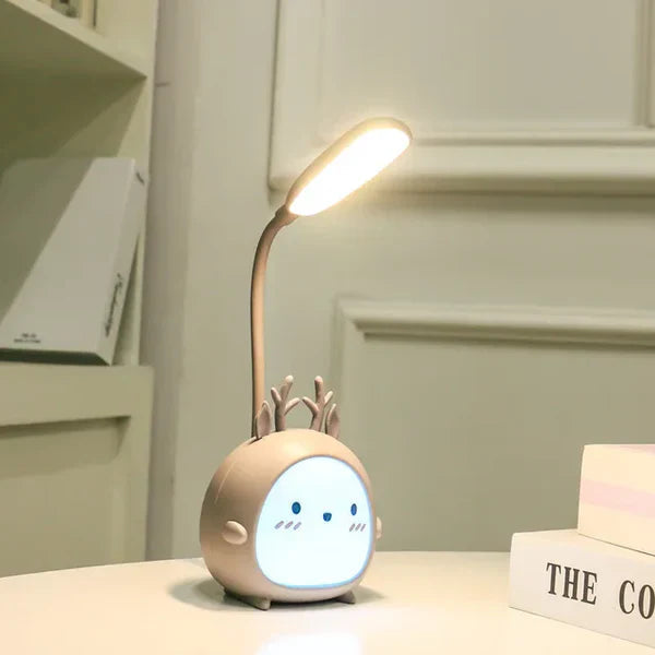 MEELANO Børnelæselampe Øjenbeskyttelse USB Natlampe Til Børn Blødt Lys Sikker Læseoplevelse Stilfuldt Design Grå hjort