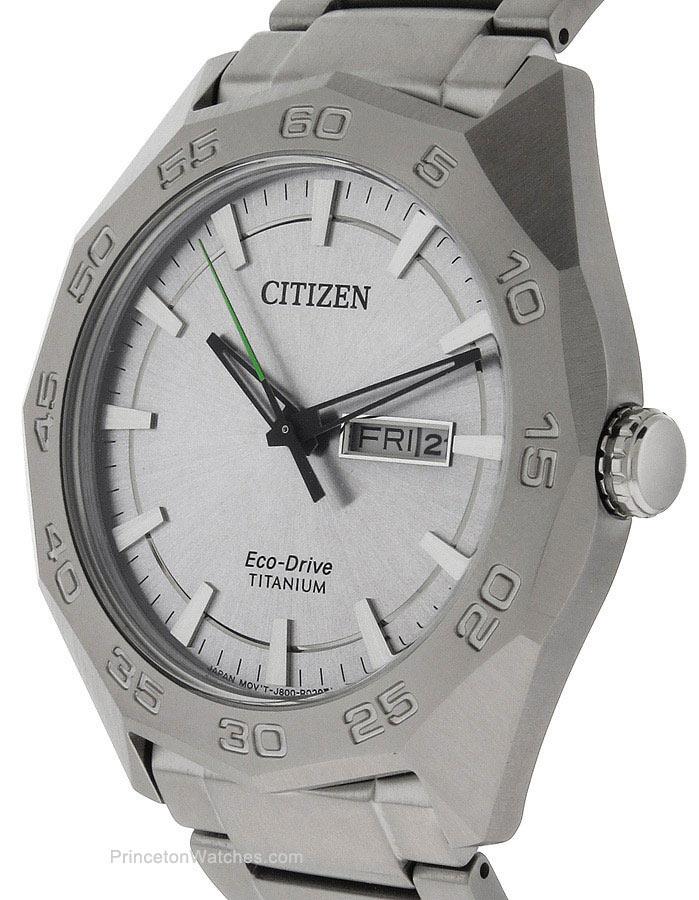 Citizen Eco-Drive Mens Super Titanium Watch - Bracelet - Day/Date - 100m - AW0060-54AA
