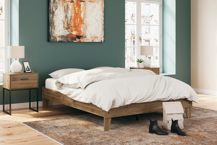 Deanlow Honey Queen Platform Bed - Brand New
