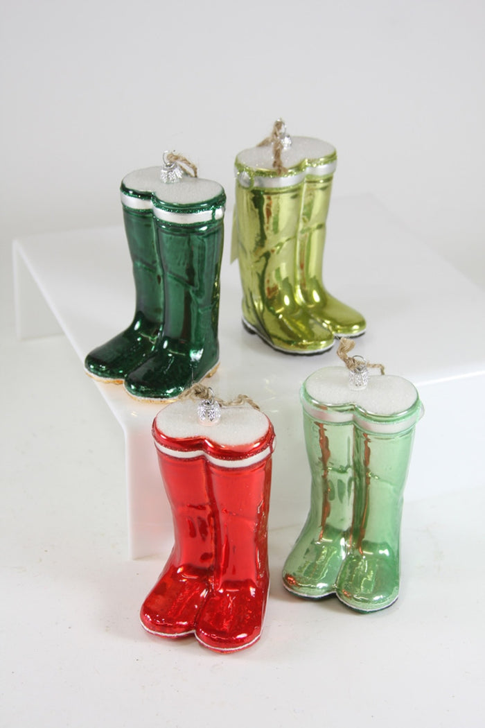 GARDEN WELLIES ORNAMENT