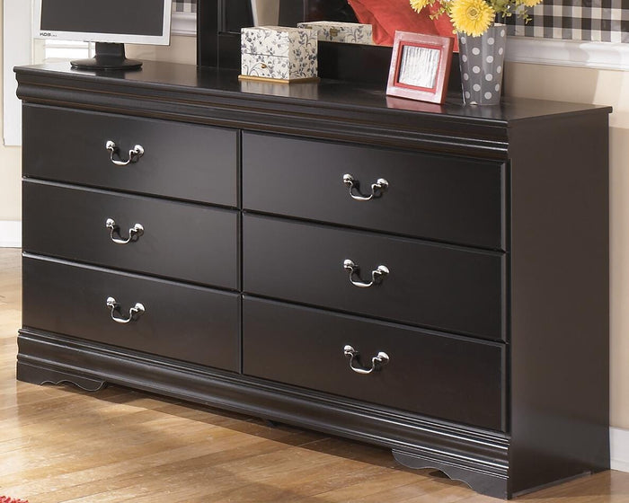 Huey Vineyard Black Six Drawer Dresser - Brand New