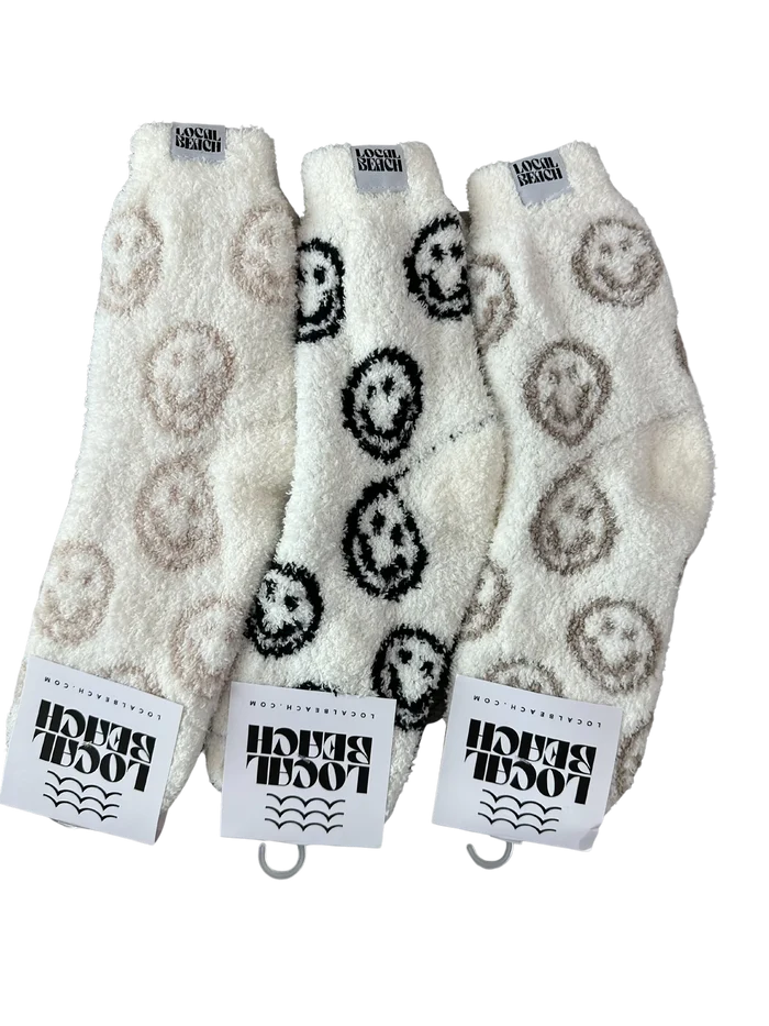 LOCAL BEACH COZY SOCKS - SMILEY