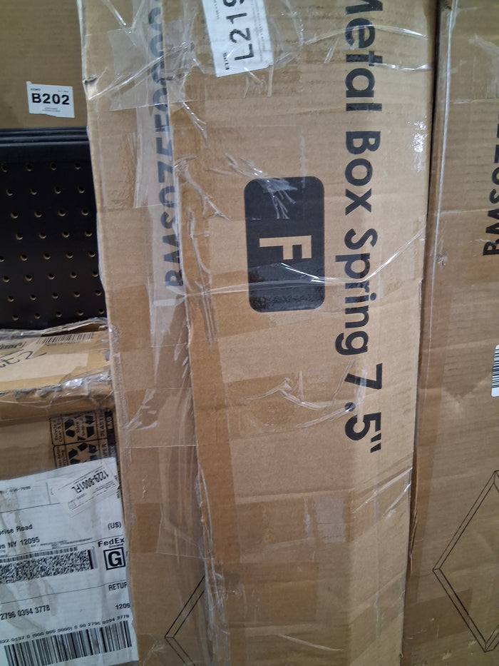 Metal box spring 7.5 inch full size - Brand New - Open Box