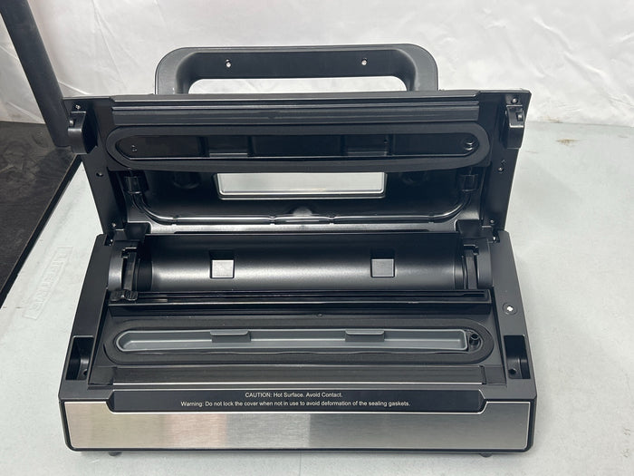 Nesco Deluxe Food VS-12 Vacuum Sealer, 130 Watts, Kit Bags & Viewing Lid, Compact, Silver - Brand New