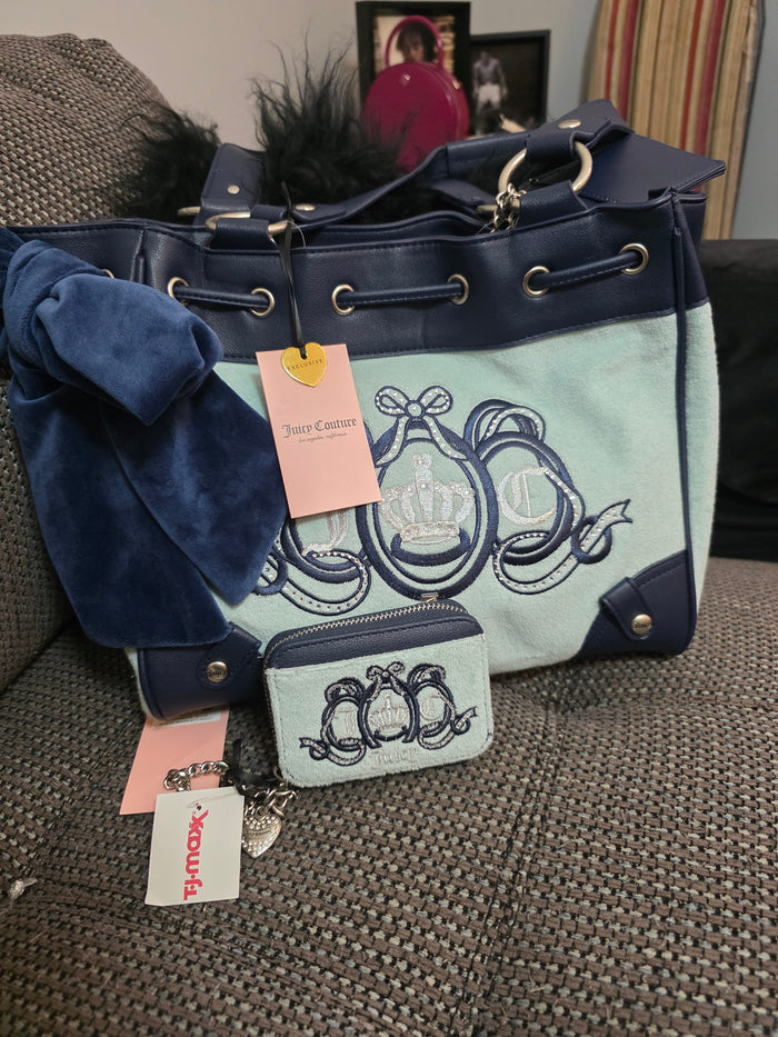 NWY Juicy Couture Lovers club tote set