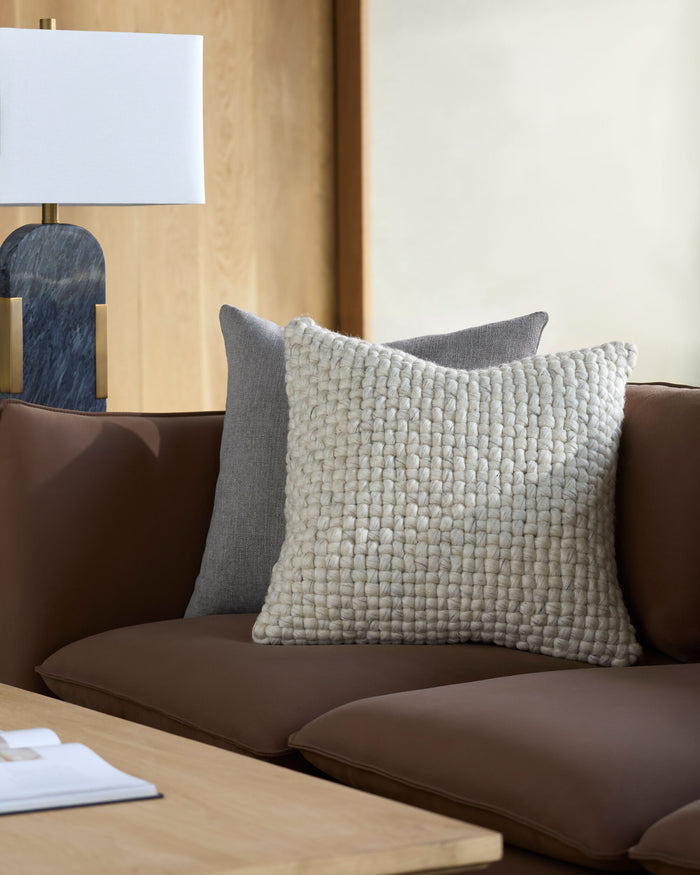 Pansy Pillow PNY-002