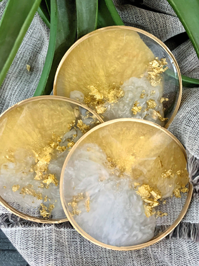 Perfectly Round Coasters: Gold