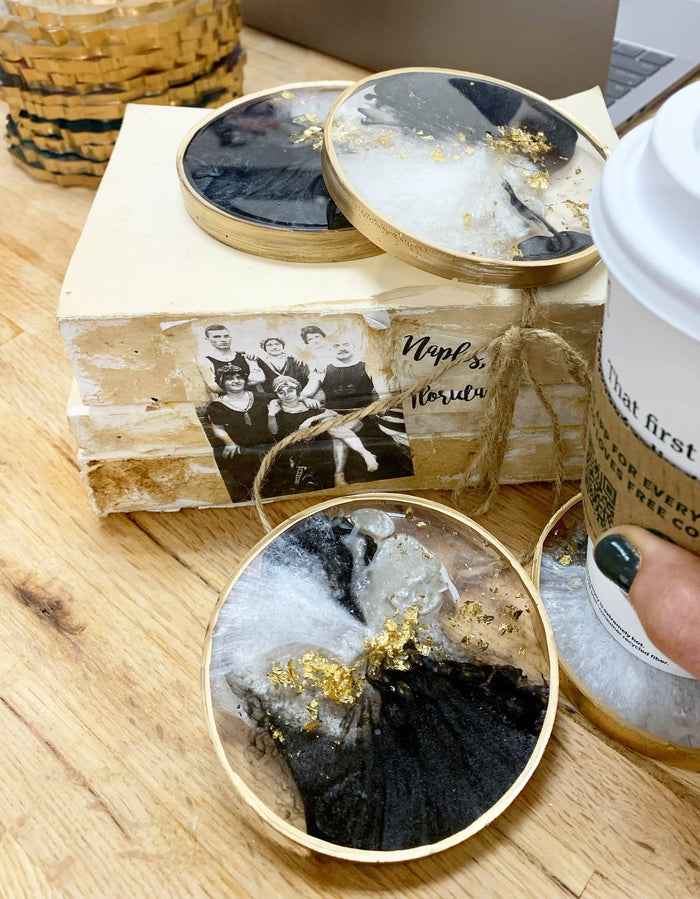Perfectly Round Coasters: Gold