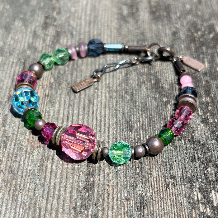 Pink and aqua crystal beaded bracelet from Owen Glass Collection featuring the "Time Scales" design.