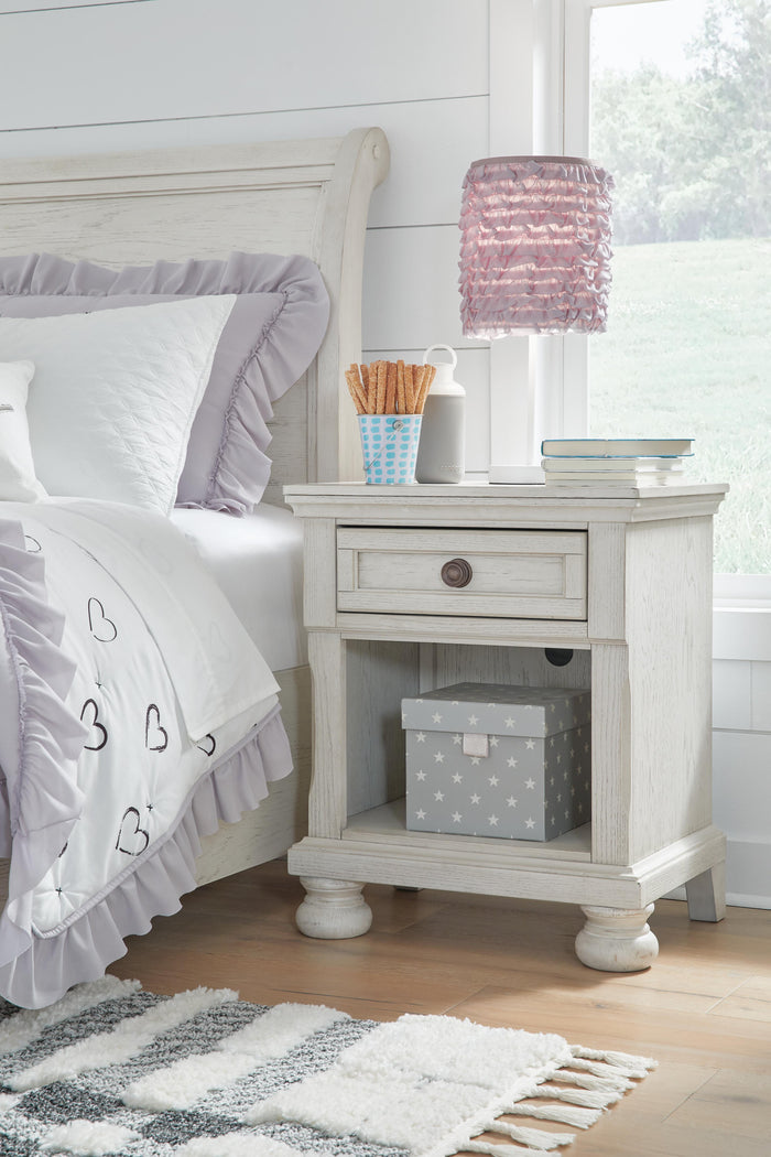 Robbinsdale Antique White One Drawer Night Stand - Brand New