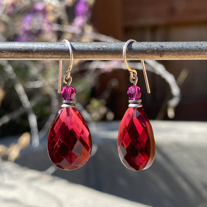 Owen Glass Collection High Street 17 pink and fuchsia drop earrings with sleek, elegant design and shiny finish.