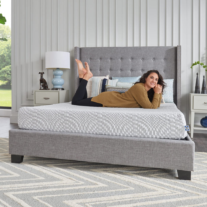 Sealy Essentials 8" Memory Foam Bed in Box, Queen - Brand New