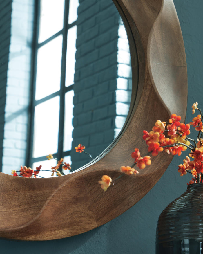 Accent Mirror