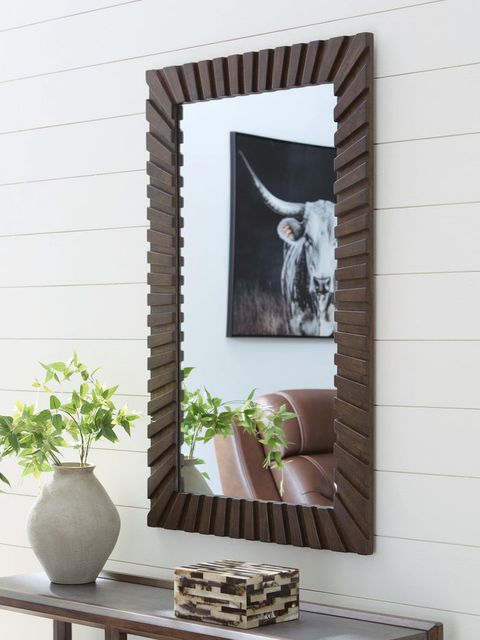 Accent Mirror