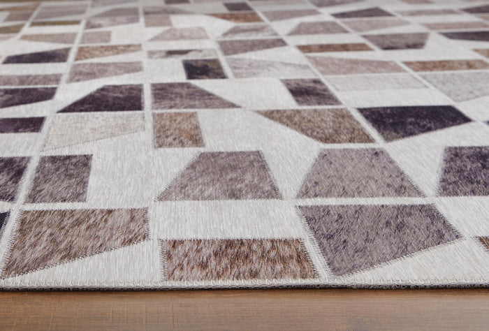Signature Design Large Rug 7.83 FT by 10.02 FT