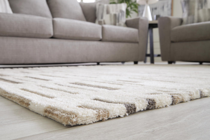 Signature Design Medium Rug 4.94 FT by 6.9 FT