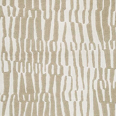 Signature Design Medium Rug 4.96 FT by 6.88 FT