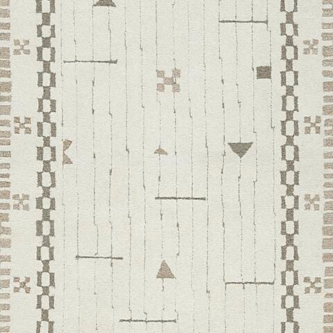 Signature Design Medium Rug 4.98 FT by 6.85 FT