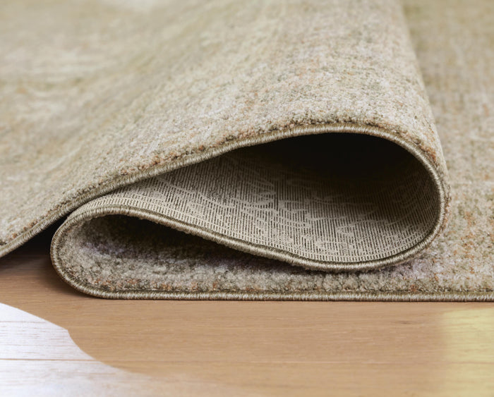 Signature Design Medium Rug 4.99 FT by 7.41 FT