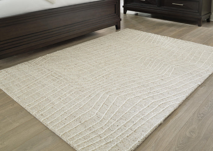 Signature Design Medium Rug 5.01 FT by 7.02 FT