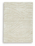Signature Design Medium Rug 5.08 FT by 7 FT