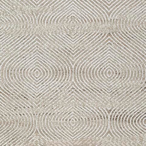 Signature Design Medium Rug 5.19 FT by 6.9 FT