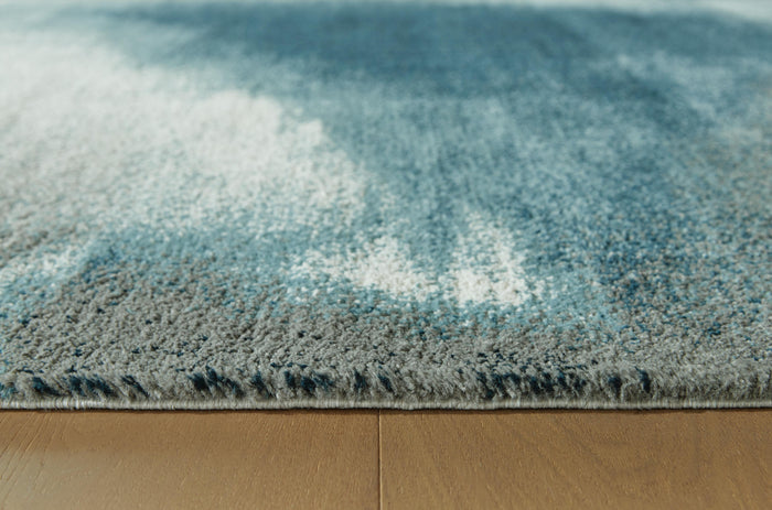 Signature Design Medium Rug 5.24 FT by 6.95 FT