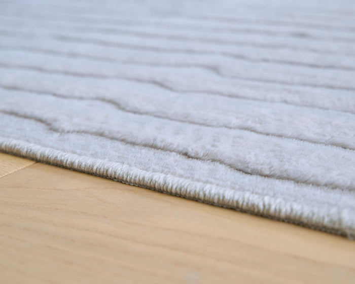 Signature Design Washable Large Rug 7.96 FT by 9.96 FT