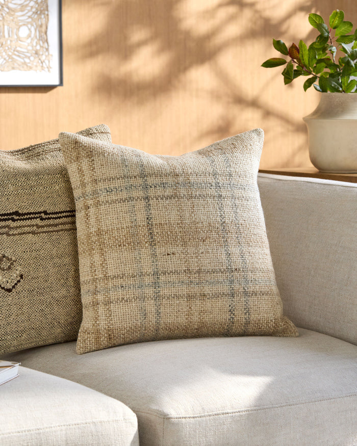 Solea Pillow