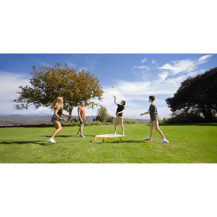 Spikeball Family Set with Bag, Playing Net & Ball - Brand New