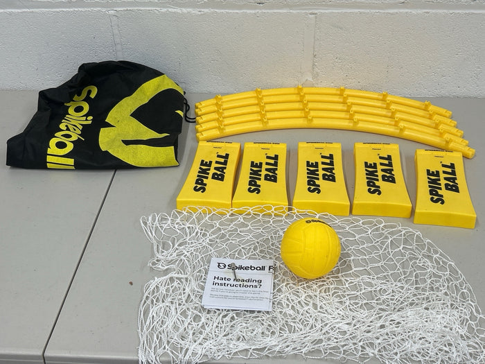 Spikeball Family Set with Bag, Playing Net & Ball - Brand New