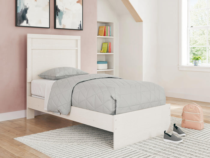 Stelsie White Stelsie Twin Panel Bed - Brand New