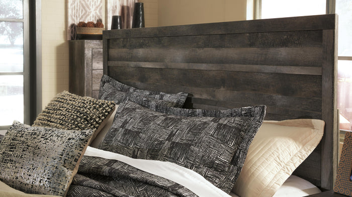 Wynnlow Gray Wynnlow Queen Panel Bed - Brand New